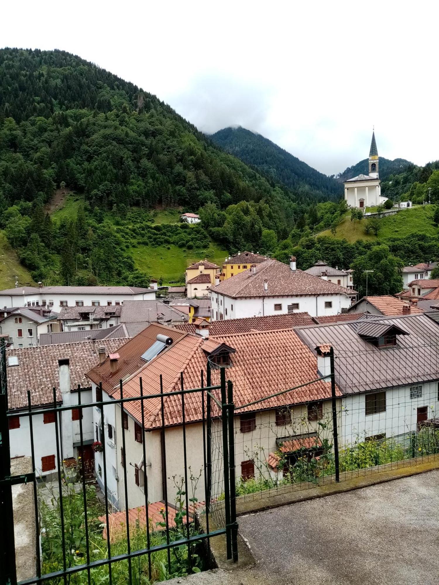 Albergo Diffuso Paularo Buitenkant foto
